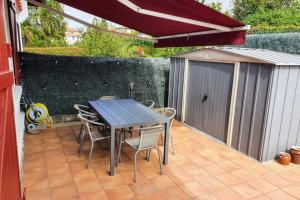 Maisons de vacances Duplex with terrace between beach and bay - Hendaye : Maison de Vacances