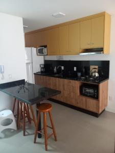 Canto Cigarra IV-Canasvieiras Estúdio Amarelo