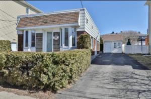 Cozy house for 6 guests - Petite maison chaleureuse pour 6 personnes - Ubytování bez kategorie ve městě Laval