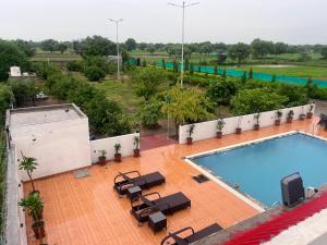 Farm retreat