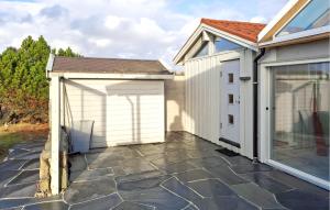 4 Bedroom Cozy Home In Sirevåg