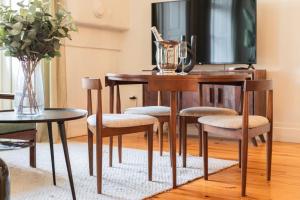 The Luxe Cube Apartment