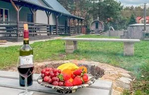 2 Bedroom Gorgeous Home In Ostroda - Zalewo