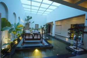 Arvita Villa with Swimming Pool