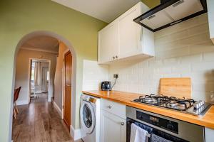 Host & Stay - Mayfield House