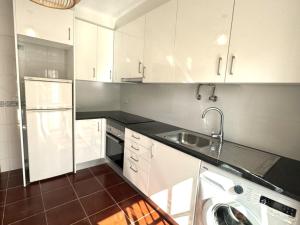 Falésia Beach Just 800 m (Apartment Surfal)