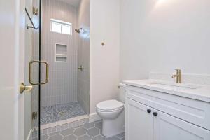 Cozy Crabshell Beach Club Cottage