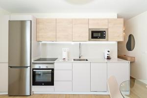 2BR Memela Dream Home - Modern & Seaviews