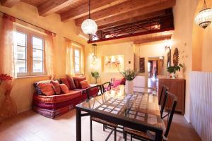 Casa Milla In Center Town