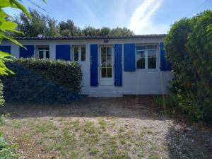Maisons de vacances Maison avec terrasse a Vert Bois : photos des chambres