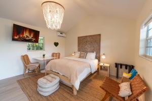 Standard Queen Room room in Seahorse Beach Bungalows