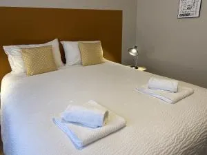 Lalberome Appartement Golden Cholet centre Parking prive Wifi - Mazières-en-Mauges