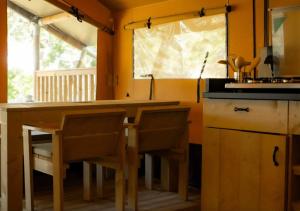 Campings Camping 3 etoiles - ccaidff : photos des chambres