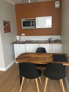 Lalberome Appartement Golden Cholet centre Parking prive Wifi