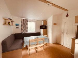 Campings Mobil-home 3ch le Per Malou Camping Les Clarines : photos des chambres