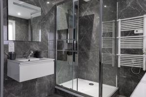 Appartements Suite avec jacuzzi & terrasse : photos des chambres