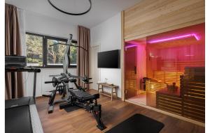 Lovely Home In Zambratija With Kitchen