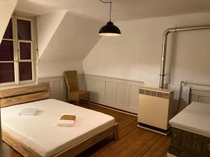 Old Charming Rustic Swiss Mansarde 60m2 Center Burgdorf Parking Small Bath