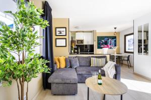 Casa LINC - Renovated Apt Close to Center and Beach