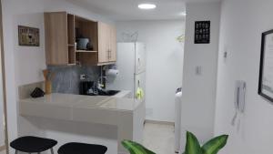 Apto Con Aire Acondicionado En Cali