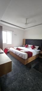 Shreem Sesha Sai Residency