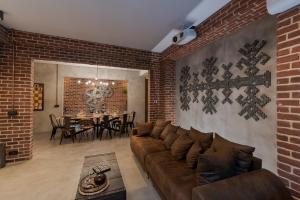 The Old Town Industrial Vault - A Fusion of Past & Present