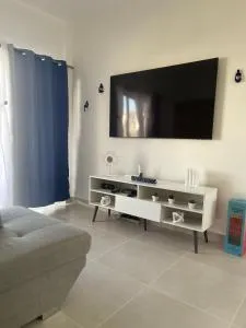 TRN Steps Away from the OceaN - El Limón