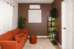 Newly built! Flatbush Suites! - 贝尔花园