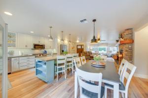 Charming Idaho Home with Hot Tub, Near Beaches!