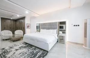 5Blu Residence - Kubewa