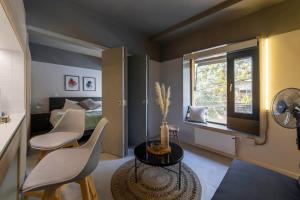 Stylish accommodation near Salvador Metro station