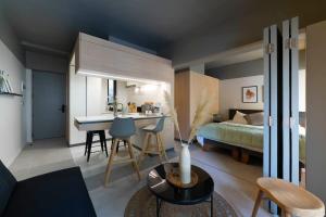 Stylish accommodation near Salvador Metro station