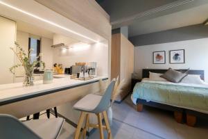 Stylish accommodation near Salvador Metro station