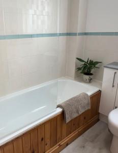 Wheel Corner Cottage