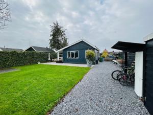 Nice chalet near Reeuwijkse plassen