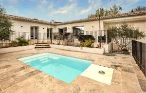 3 Bedroom Cozy Home In Mormoiron - Modène