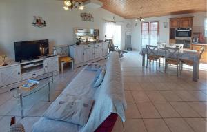 Nice Home In Brétignolles Sur Mer