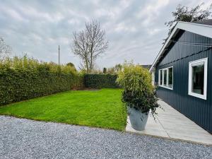 Nice chalet near Reeuwijkse plassen