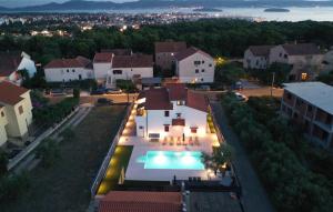 Amazing Home In Biograd 