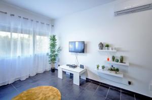 Beach Side Apartment