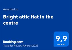 Bright attic flat in the centre