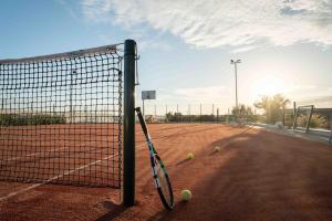 Villa Freedom with heated pool and tennis court