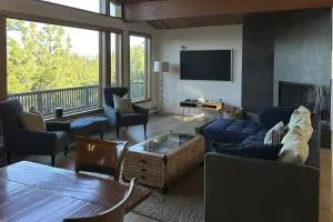 Cliffside Retreat - Genoa