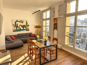 Place de la Mairie, Art Apparts