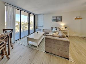 Lovers Key Beach Club 305