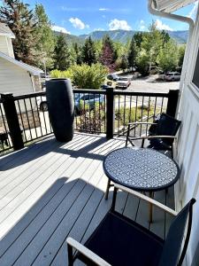 Spacious 4BR Mountain View 5 min to PC Resort