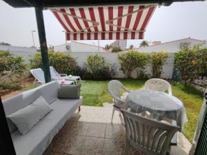 private Bungalow next to Yumbo Center