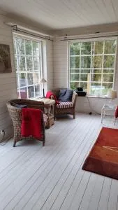 Mysig stuga med sjöutsikt - Malmby