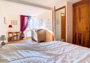Maisons de vacances Maison familiale en Auvergne, nature et confort, 20 min Lioran : photos des chambres