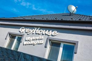 Apartmanovy dom - Grey House Topoľníky